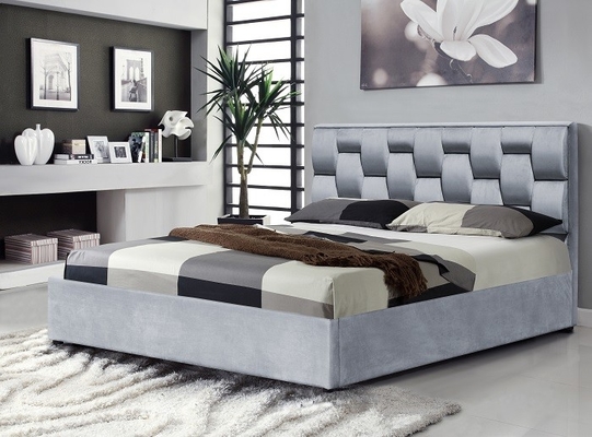 Khung giường lưu trữ vải nhung màu xám với bàn ghế đầu cao
