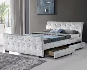 Chỗ chứa nhung hoặc vải có nhiều màu sắc