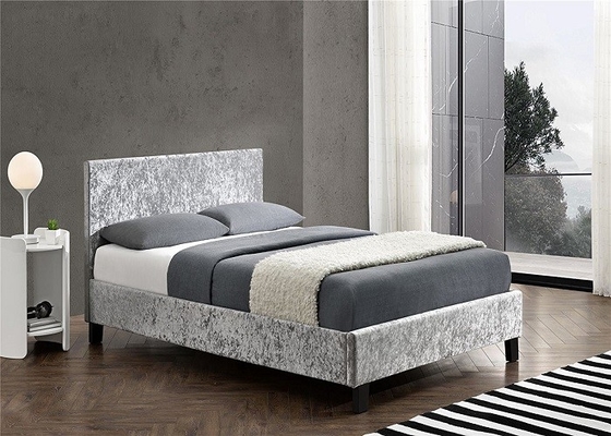 SF833 Khung giường bọc nệm cỡ Queen Màu xám Vải nhung có đầu giường