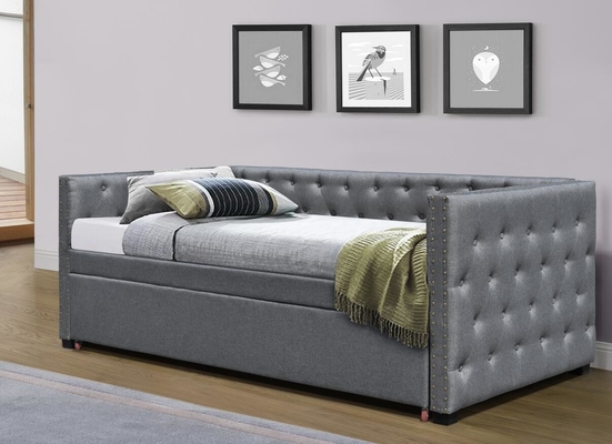 Kích thước đầy đủ bằng nhung bọc nệm Giường ban ngày Kéo ra Giường Trundle Đơn Chesterfield Xám Sang trọng