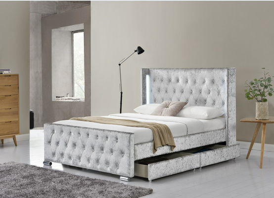 Khung giường nền được bọc nệm gấp đôi